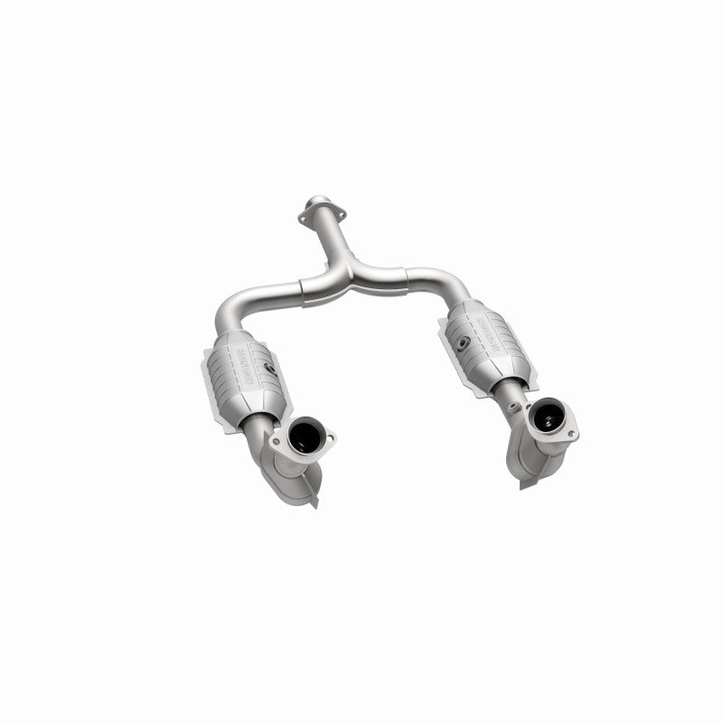 MagnaFlow Direct Fit Catalytic Converter 99-01 Ford Mustang 3.8L