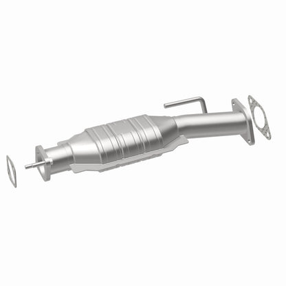 MagnaFlow Direct Fit Catalytic Converter 09-11 GMC Acadia 3.6L
