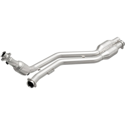 MagnaFlow Direct Fit Catalytic Converter 02-03 Mercedes CLK430 4.3L Passenger Side