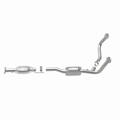 MagnaFlow Direct Fit Catalytic Converter 96-97 Ford Aerostar 4.0L