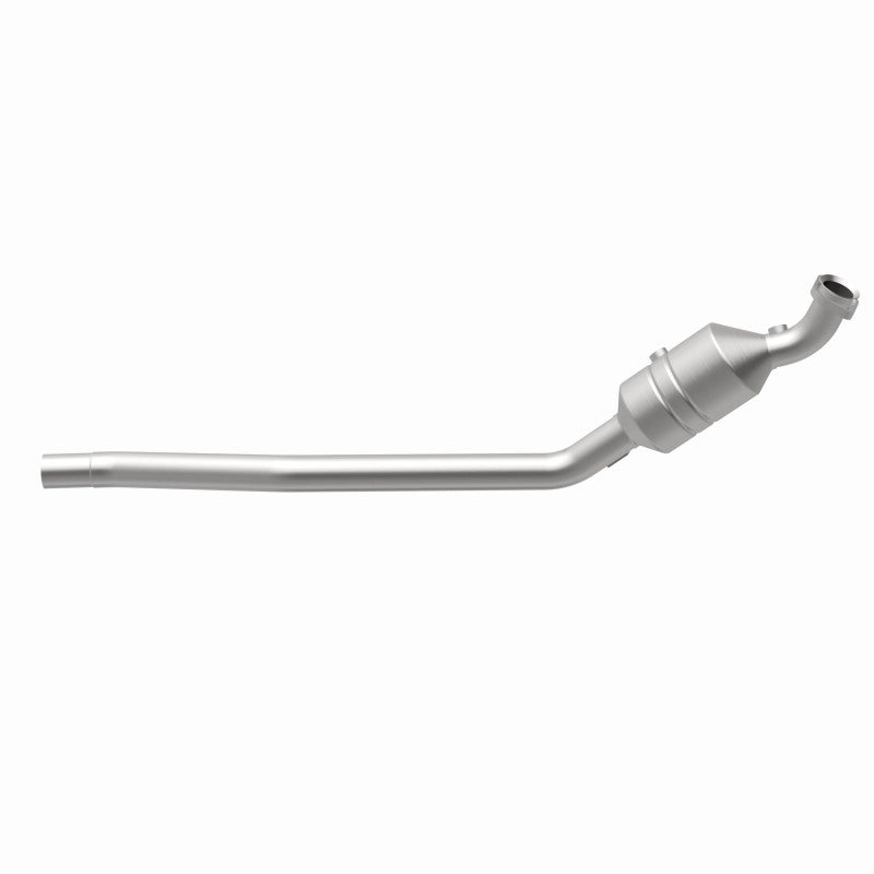 MagnaFlow Direct Fit Catalytic Converter 2006-2011 R350 3.5 L Underbody