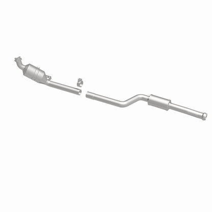 MagnaFlow Direct Fit Catalytic Converter 08-10 C300 3.0L D/S