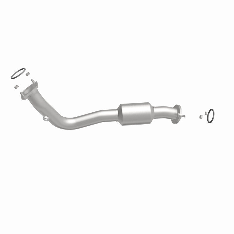 MagnaFlow Direct Fit Catalytic Converter 13-15 RAV4 2.5 Underbody