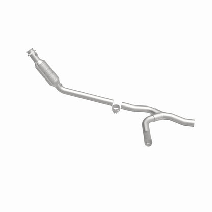 MagnaFlow Direct Fit Catalytic Converter 04-05 Dodge RAM 1500 Pickup 3.7L (Inc 4WD 4.7L) P/S