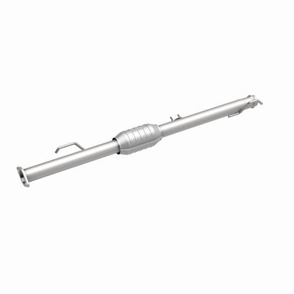 MagnaFlow Direct Fit Catalytic Converter 00-04 Tundra 3.4L rear OEM