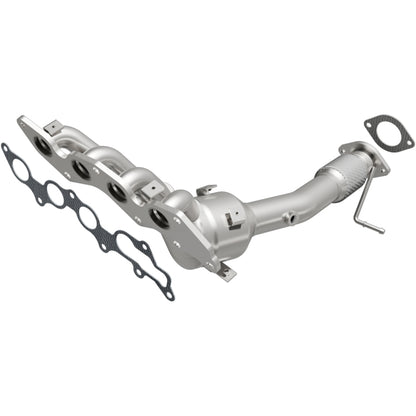 MagnaFlow Direct Fit Catalytic Converter 10-13 Mazda 3 2.0L Manifold