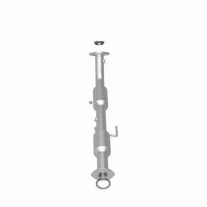 MagnaFlow Direct Fit Catalytic Converter 05-09 Toyota Tacoma 2.7L