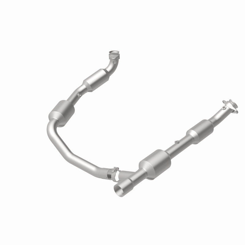 MagnaFlow Direct Fit Catalytic Converter 05-06 Ford E-350 Super Duty 5.4L