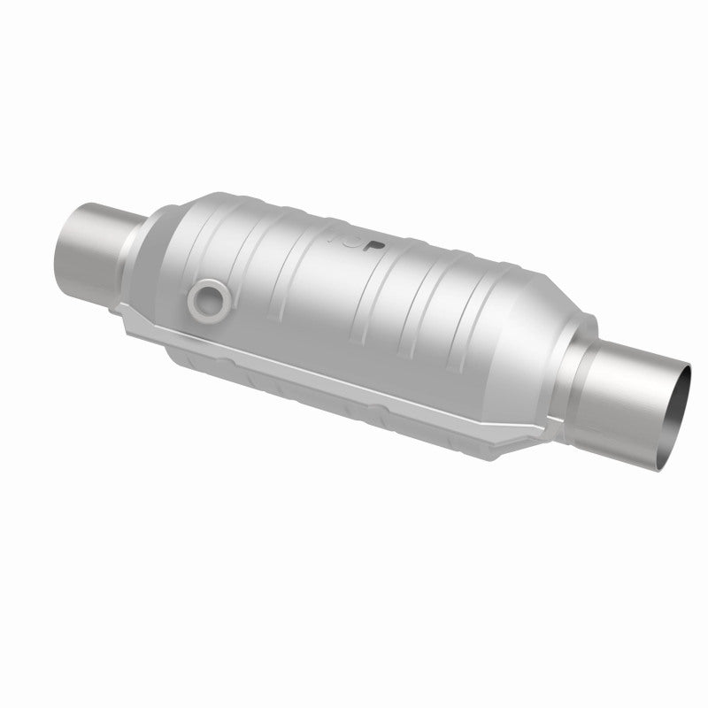 MagnaFlow Universal Catalytic Converter 2.25 OEM Angled O2