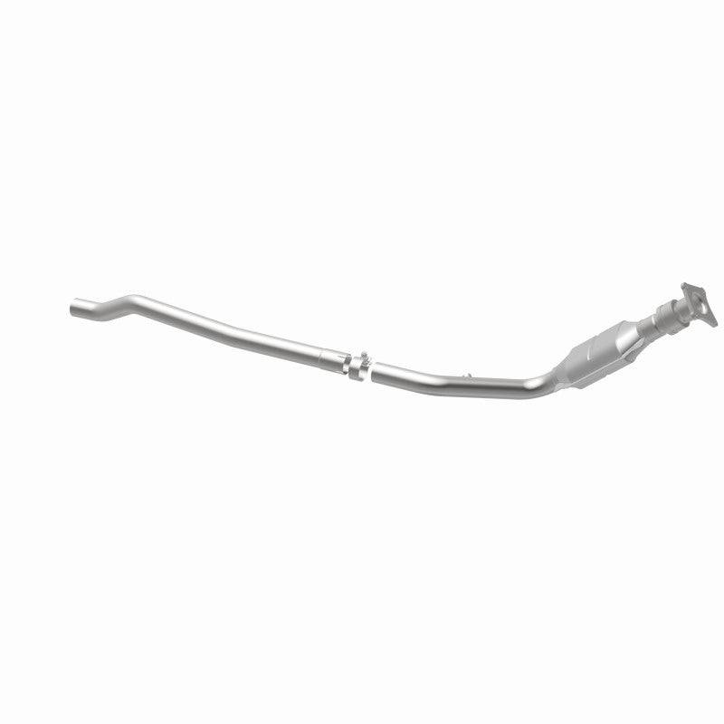 MagnaFlow Direct Fit Catalytic Converter 96-00 Caravan 3.0L