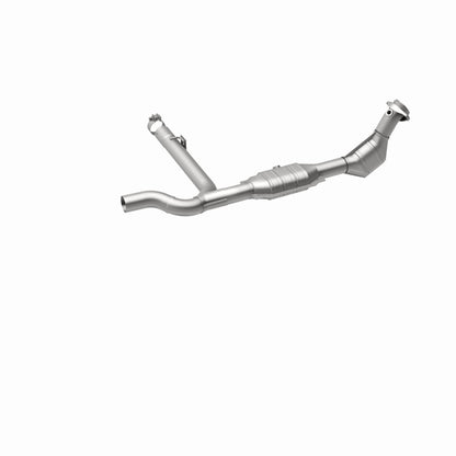 MagnaFlow Direct Fit Catalytic Converter 99-00 Ford F-150 4.6L