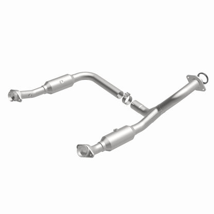MagnaFlow DF Cat Conv 06-09 Ford Explorer/06-10 Mercury Mountaineer 4.6L Y-Pipe Assembly (49 State)