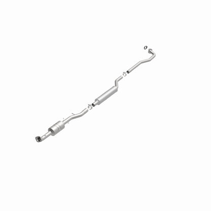 MagnaFlow Direct Fit Catalytic Converter 2008-2009 OUTLANDER 2.4 L Underbody