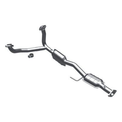 MagnaFlow Direct Fit Catalytic Converter 90-95 Ford Aerostar 4.0L CA