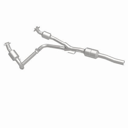 MagnaFlow Direct Fit Catalytic Converter 02-03 Dodge Durango 5.9L