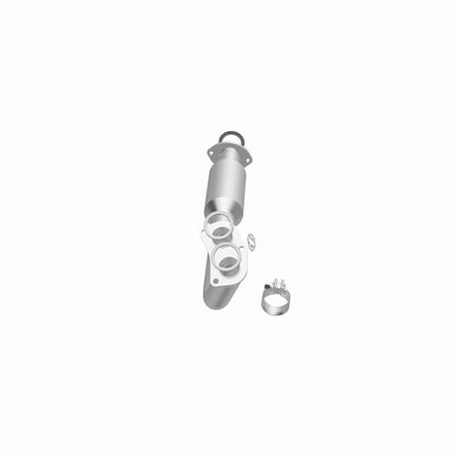 MagnaFlow Direct Fit Catalytic Converter California Grade 96-98 Toyota 4Runner 2.7L