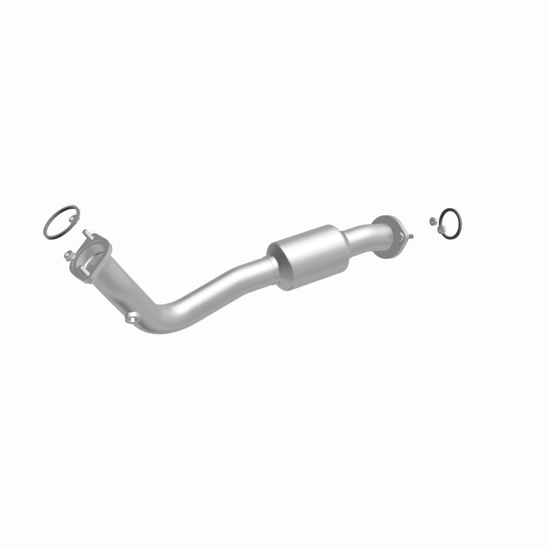 MagnaFlow Direct Fit Catalytic Converter 13-15 RAV4 2.5 Underbody