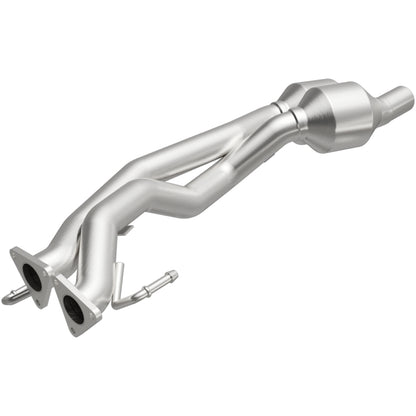 MagnaFlow Direct Fit Catalytic Converter 07 VW Touareg 3.6L Rear