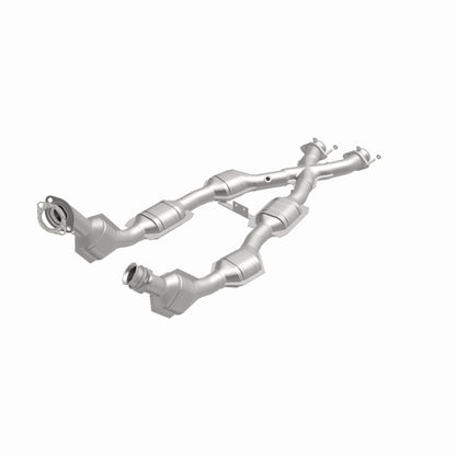 MagnaFlow Direct Fit Catalytic Converter 96-98 Mustang 4.6L 6-Cats