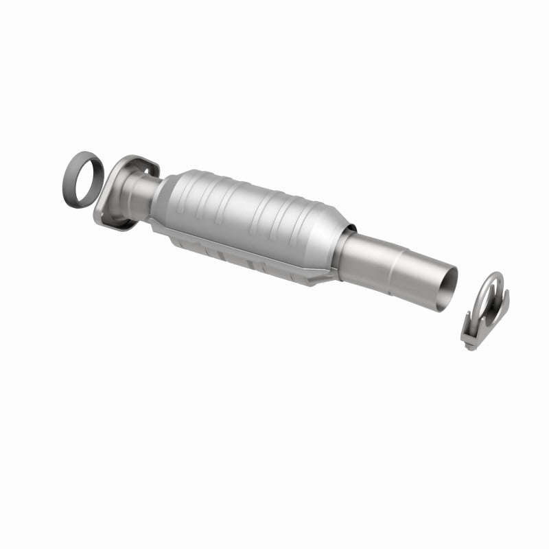 MagnaFlow Direct Fit Catalytic Converter 04 Toyota Sienna 3.3L
