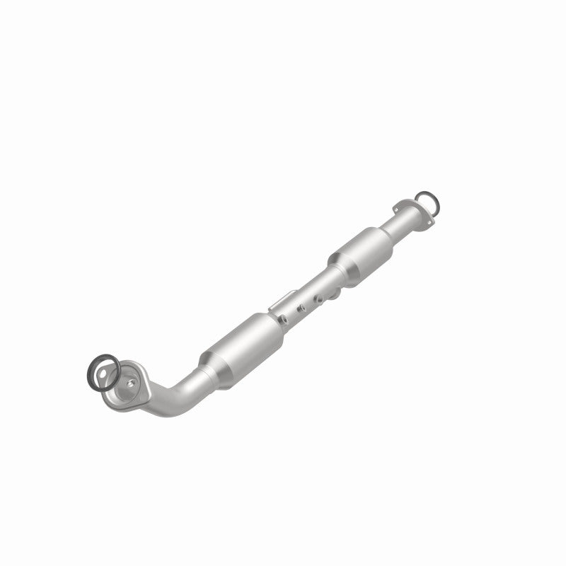 MagnaFlow Direct Fit Catalytic Converter 05-09 Toyota Tacoma 2.7L