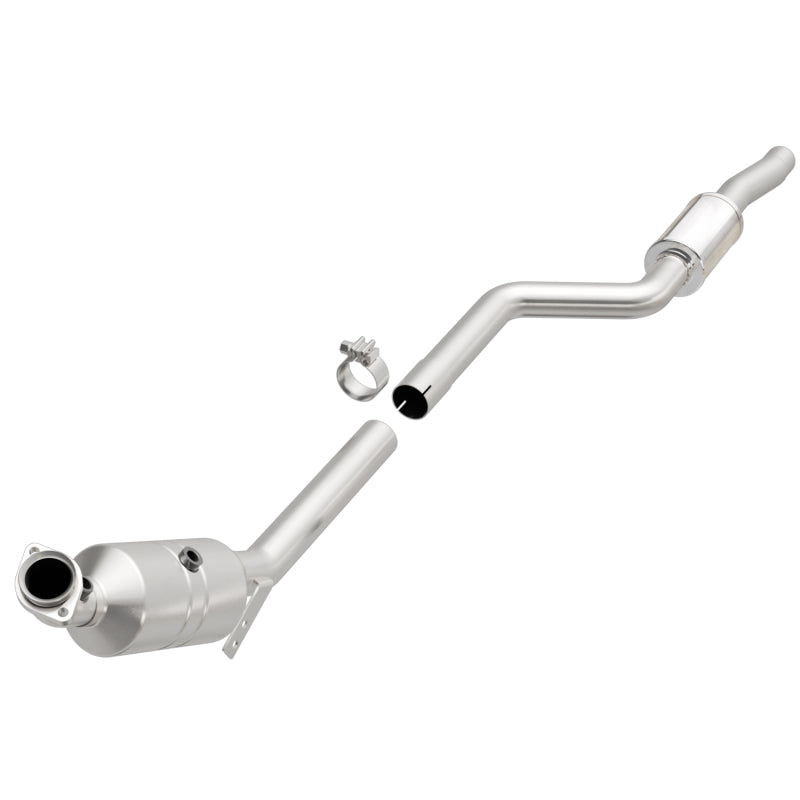 MagnaFlow Direct Fit Catalytic Converter 08-10 C300 3.0L P/S