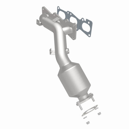 MagnaFlow Direct Fit Catalytic Converter 10-12 Hyundai Genesis 3.8L