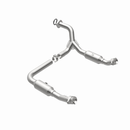 MagnaFlow DF Cat Conv 06-09 Ford Explorer/06-10 Mercury Mountaineer 4.6L Y-Pipe Assembly (49 State)