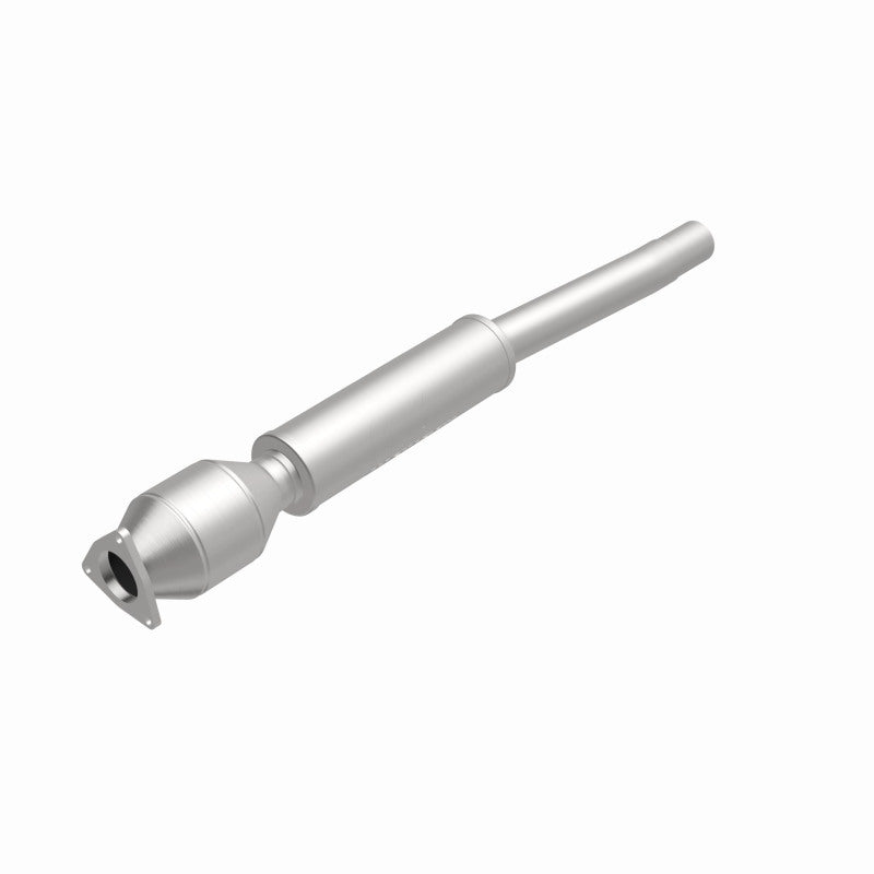 MagnaFlow Direct Fit Catalytic Converter 03-06 VW Phaeton 4.2L PS Rr
