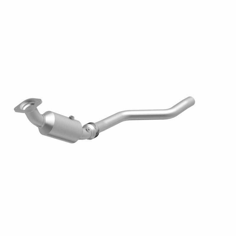 MagnaFlow Direct Fit Catalytic Converter 2005 Chrysler 300C 5.7L V8 / 2005 Dodge Magnum 5.7L V8