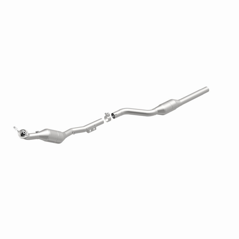 MagnaFlow Direct Fit Catalytic Converter 00-02 Mercedes E430 4.3L