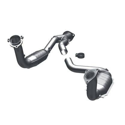 MagnaFlow Direct Fit Catalytic Converter 03-06 Chevy SSR 5.3/6.0 OEM
