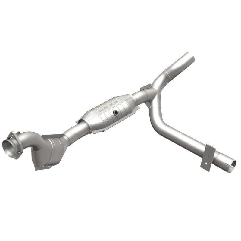 MagnaFlow Direct Fit Catalytic Converter 01 Ford Trucks 4.6L