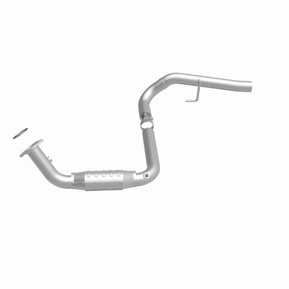 MagnaFlow Direct Fit Catalytic Converter 02-05 Escalade 6.0L Driver Side