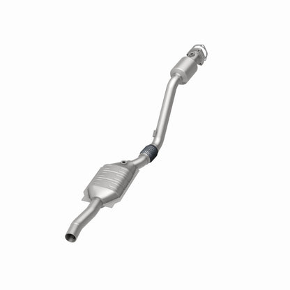 MagnaFlow Direct Fit Catalytic Converter 03 Volkswagen Passat 2.8L