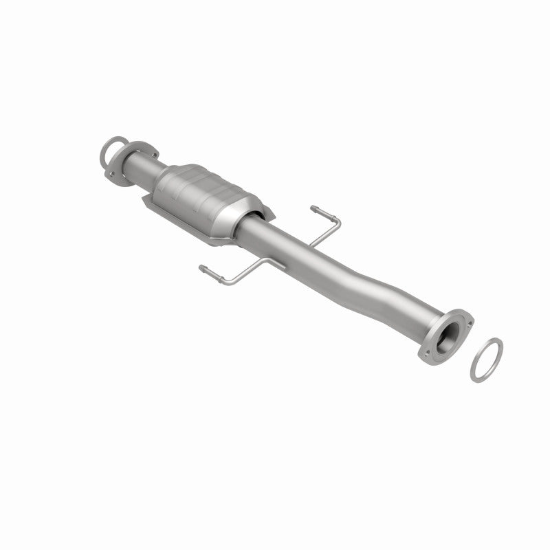 MagnaFlow Direct Fit Catalytic Converter 01-04 Toyota Tacoma 2.4L Rear