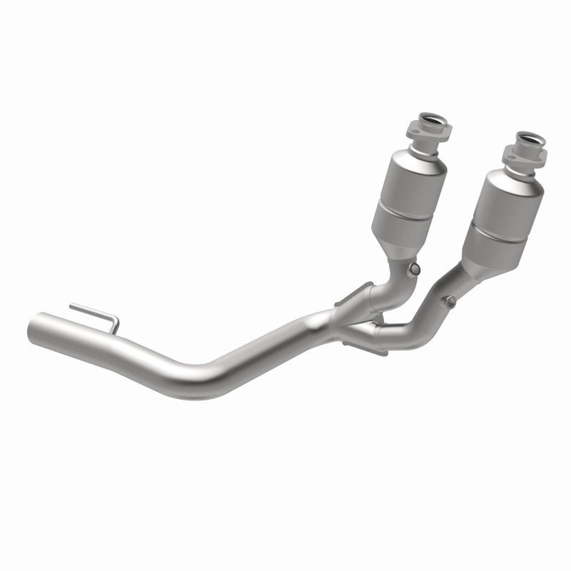 MagnaFlow Direct Fit Catalytic Converter 99-00 Grand Cherokee 4.0L