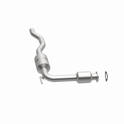 MagnaFlow Direct Fit Catalytic Converter 02 Volkswagen Eurovan 2.8L