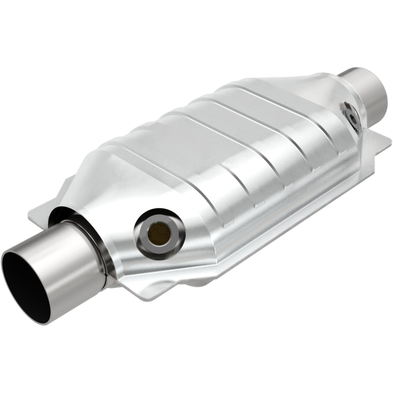 MagnaFlow Universal Catalytic Converter 2 Dual O2 Boss