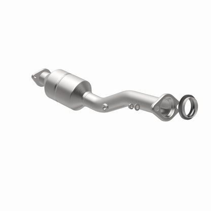 MagnaFlow Direct Fit Catalytic Converter 2009-2014 Sentra 2.0 L Underbody