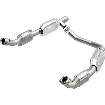 MagnaFlow Direct Fit Catalytic Converter 05-07 Ford E-250/E-350 Econoline V8 5.4L