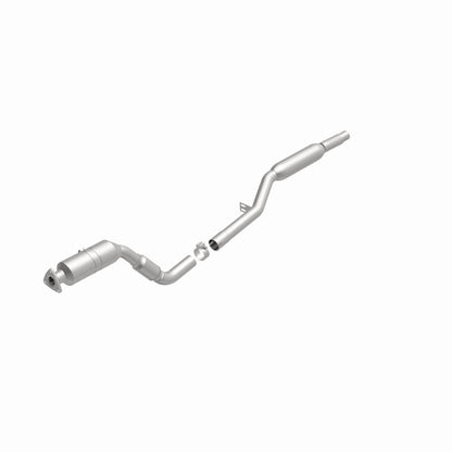 MagnaFlow Direct Fit Catalytic Converter 2005-2007 A6 QUATTRO 3.2L Underbody