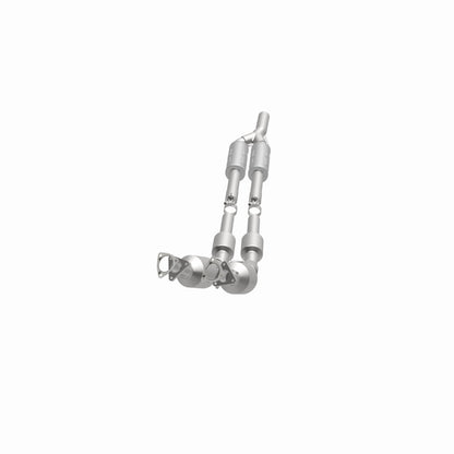 MagnaFlow Direct Fit Catalytic Converter 2012-2015 Passat (B7) 3.6L V6 OEM Grade