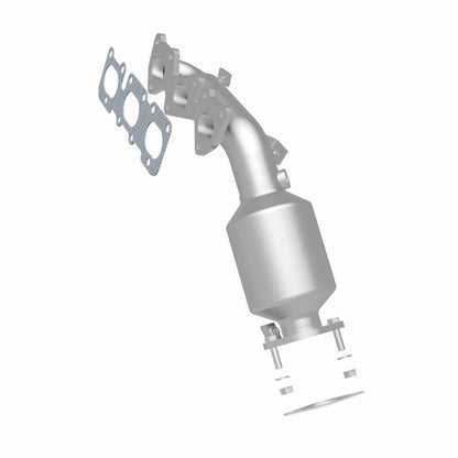 MagnaFlow Direct Fit Catalytic Converter 10-12 Hyundai Genesis 3.8L