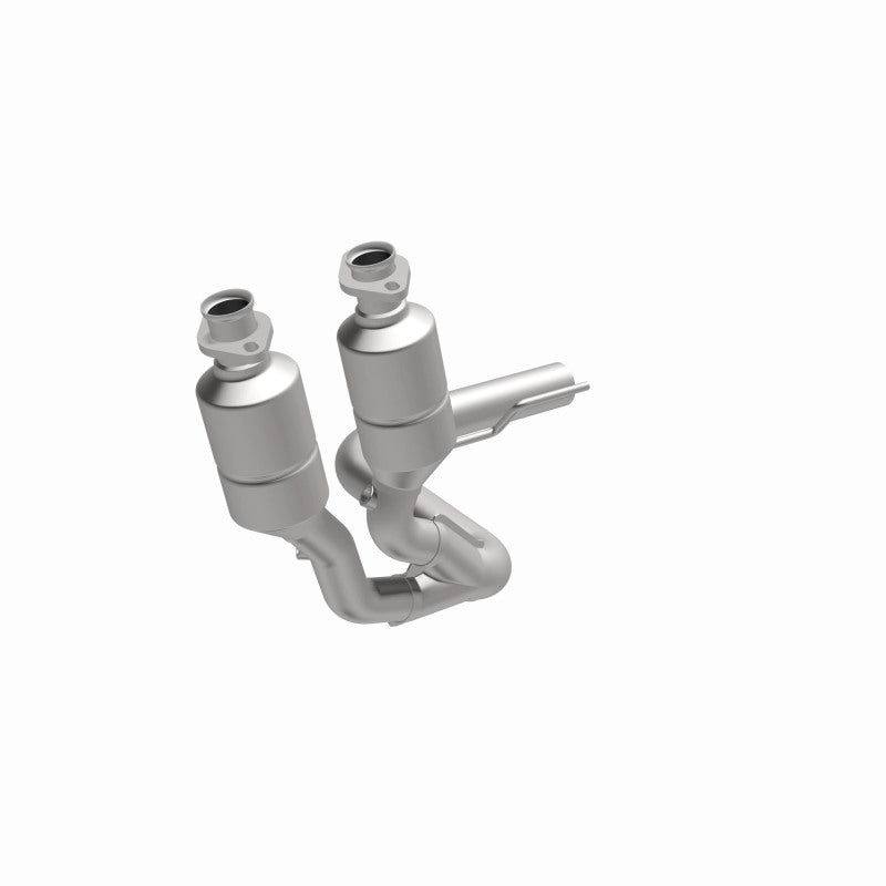 MagnaFlow Direct Fit Catalytic Converter 99-01 Grand Cherokee Front 4.7L