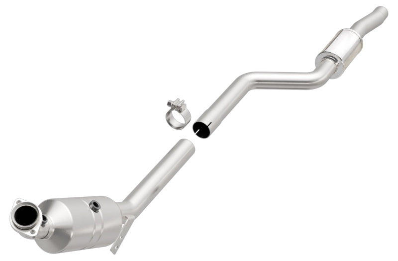 MagnaFlow Direct Fit Catalytic Converter 08-10 C300 3.0L P/S