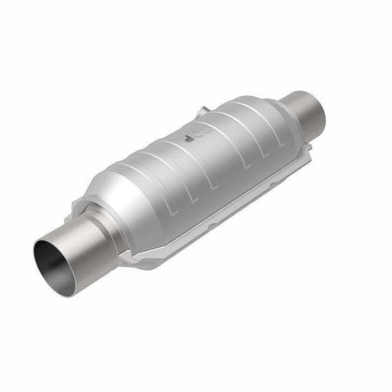 MagnaFlow Universal Catalytic Converter 2.25 OEM Angled O2