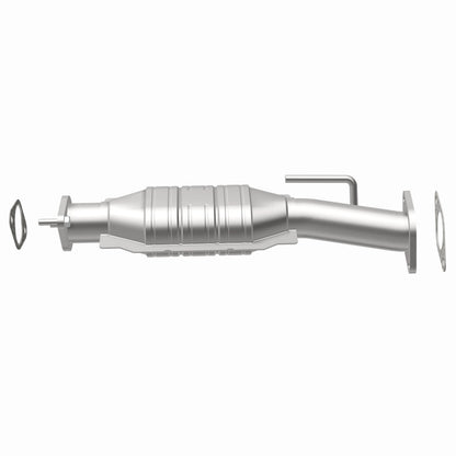 MagnaFlow Direct Fit Catalytic Converter 09-11 GMC Acadia 3.6L