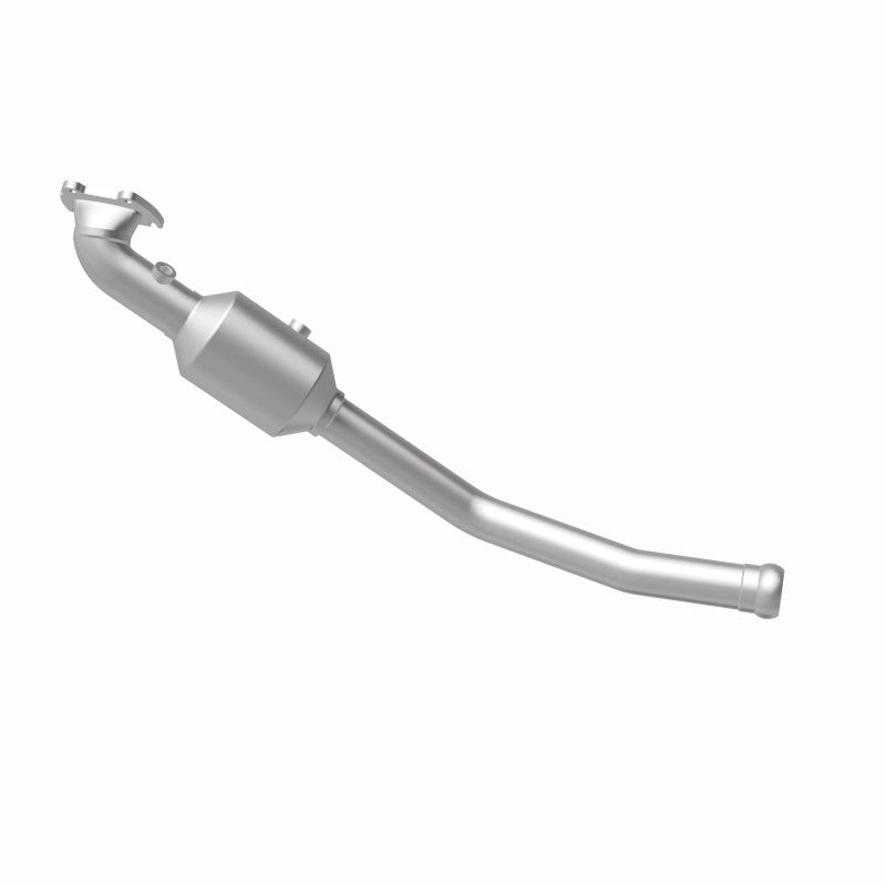 MagnaFlow 13-15 Dodge Durango V6 3.6L OEM Grade / EPA Compliant Direct-Fit Catalytic Converter