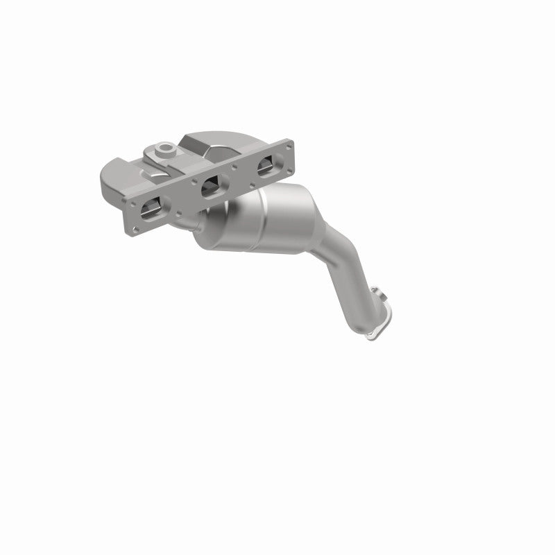 MagnaFlow Direct Fit Catalytic Converter BMW 5 01-03 front OEM